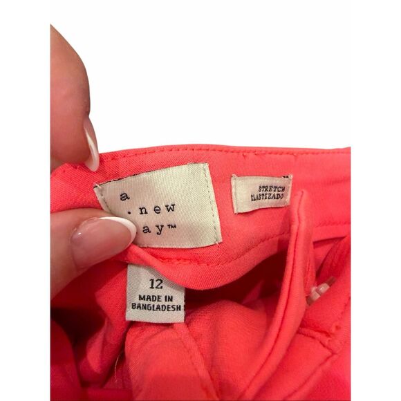 A New Day Bright Pink Dress Shorts- size 12 - Picture 4 of 7